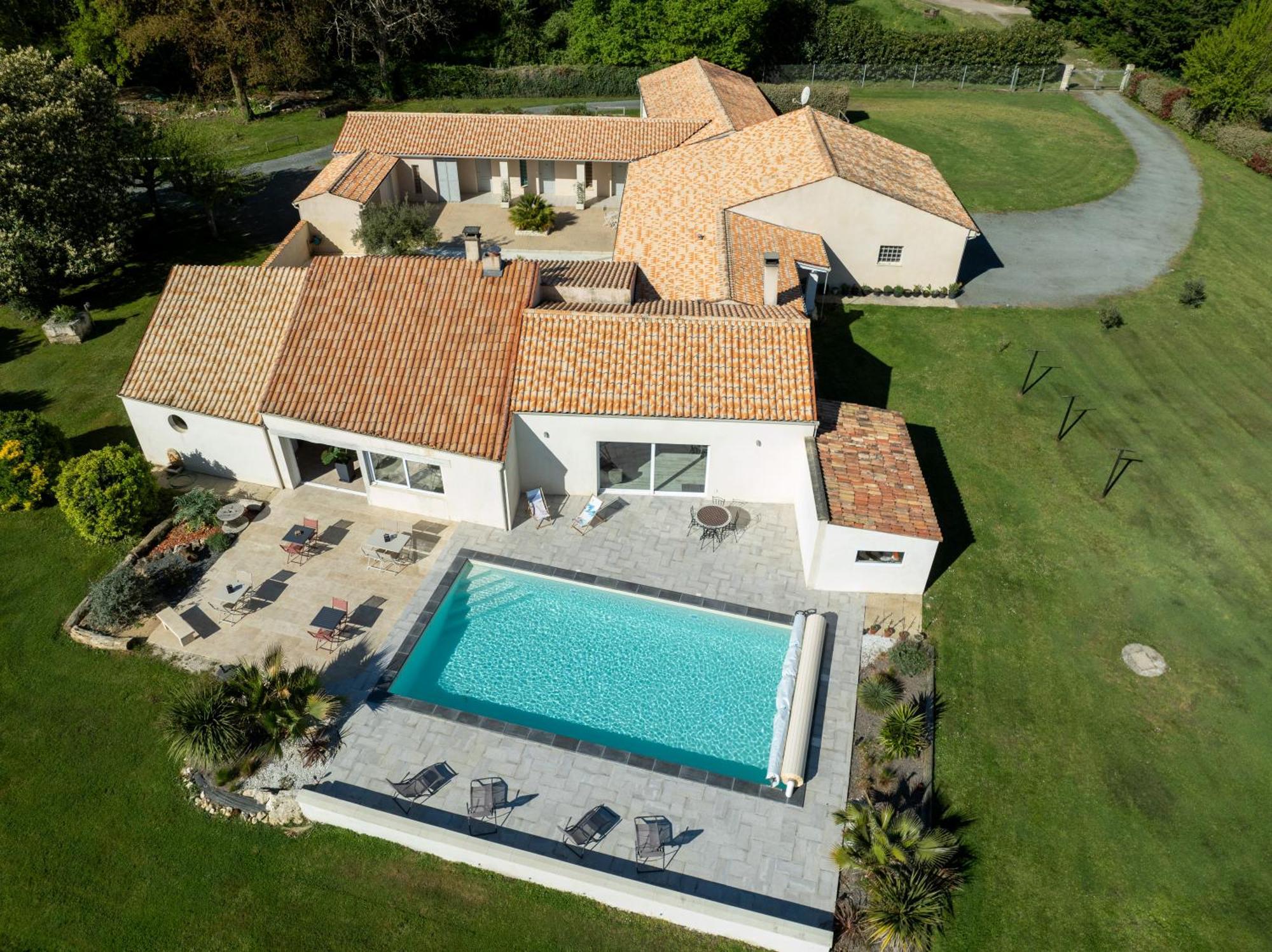L'hacienda Les Mathes